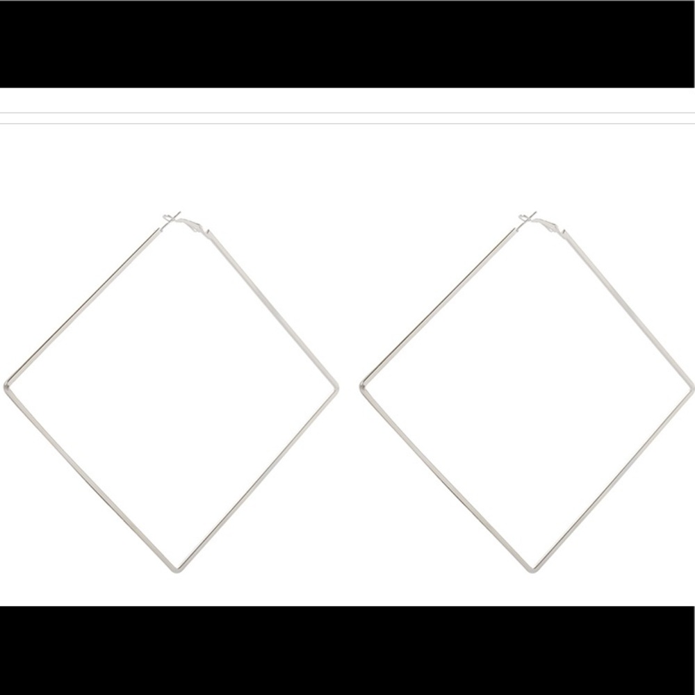 NWT Oversized Square Earrings - Picture 4 of 4